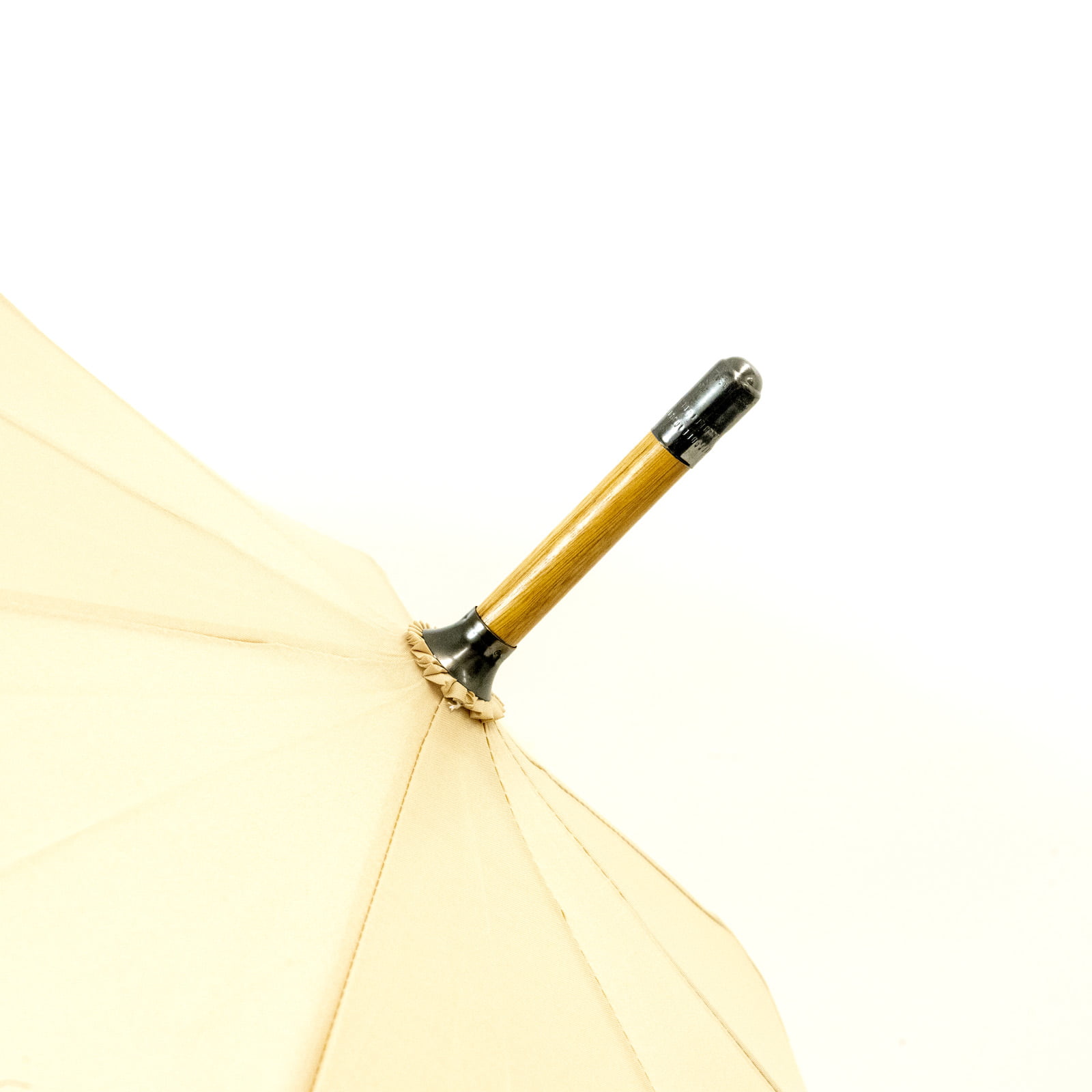 Warwick Beige Windproof Walking Umbrella tip